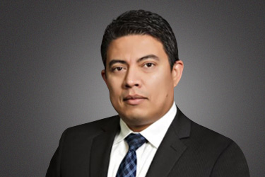 Attorney Carlos E. Sandoval Discusses Importance Of Filing H-1B Petitions By April 1, 2017